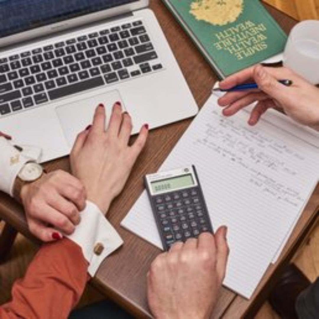 7 Smart Accounting Tips to Save Money and Make Smarter Decisions